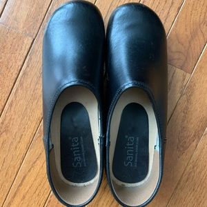 Sanita Clogs size 36